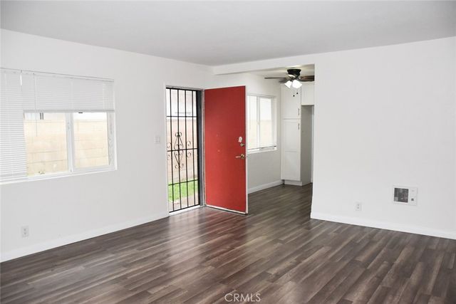 411 Kroeger St A, Anaheim, CA 92805