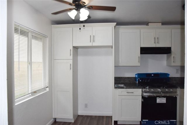 411 Kroeger St A, Anaheim, CA 92805