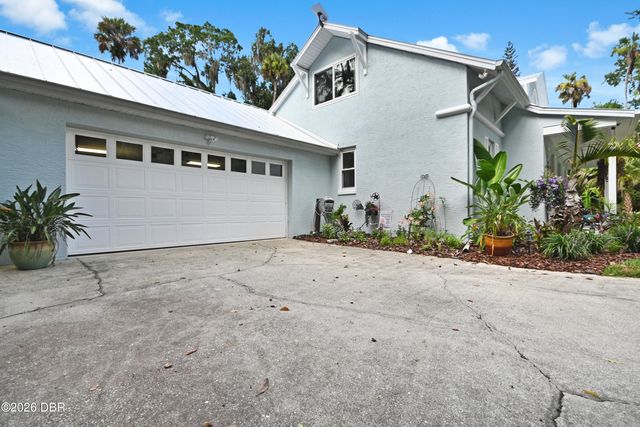 2021 Waterford Estates Drive, New Smyrna Beach, FL 32168