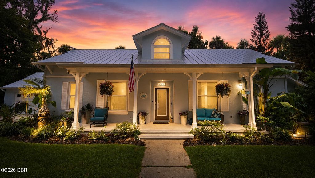 2021 Waterford Estates Drive, New Smyrna Beach, FL 32168