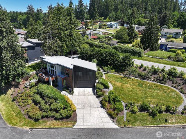 1649 Stewart Road, Freeland, WA 98249