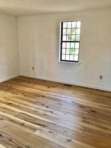 5 Conaumet Road, Marstons Mills, MA 02648