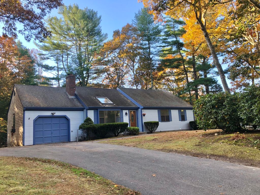 5 Conaumet Road, Marstons Mills, MA 02648