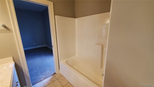 9765 HELMSLEY Circle, Montgomery, AL 36117