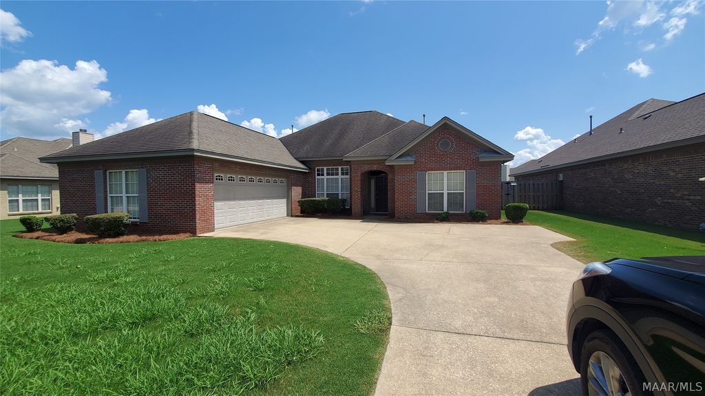 9765 HELMSLEY Circle, Montgomery, AL 36117