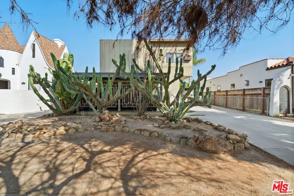 1642 S Orange Drive, Los Angeles, CA 90019 — photo 2