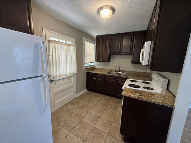 310 W PARK STREET, Lakeland, FL 33803