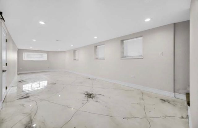 3010 N Nottingham Avenue, Chicago, IL 60634