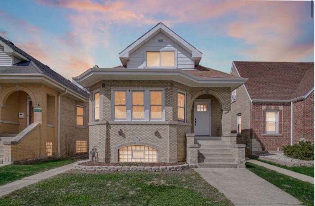 3010 N Nottingham Avenue, Chicago, IL 60634