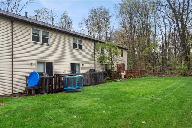 63 Woodridge, Henrietta, NY 14467