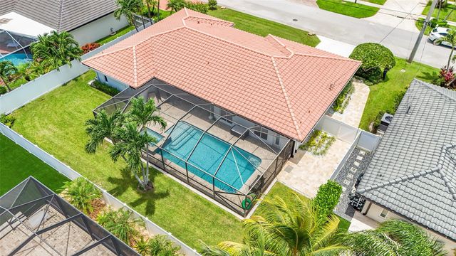 816 Appleby St, Boca Raton, FL 33487