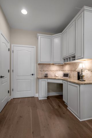 528 Lorenzo Place, Lexington, KY 40509