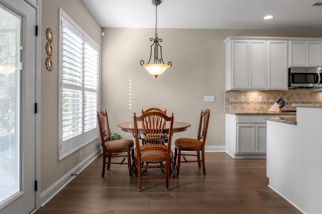 528 Lorenzo Place, Lexington, KY 40509