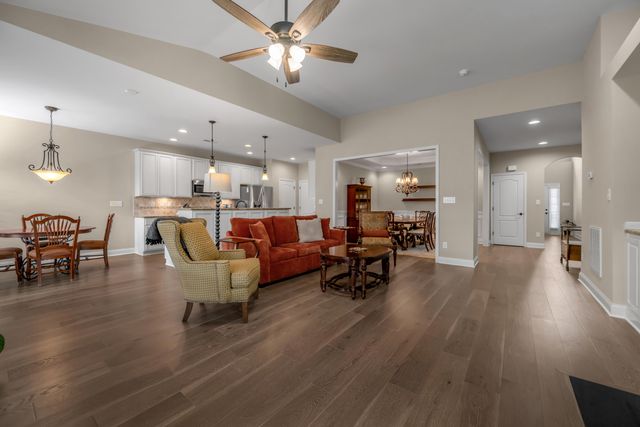 528 Lorenzo Place, Lexington, KY 40509