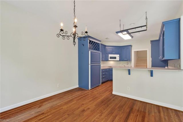 20716 Creekside DR, Smithfield, VA 23430