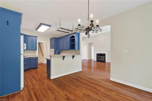 20716 Creekside DR, Smithfield, VA 23430