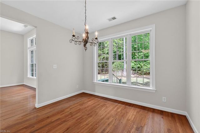 20716 Creekside DR, Smithfield, VA 23430