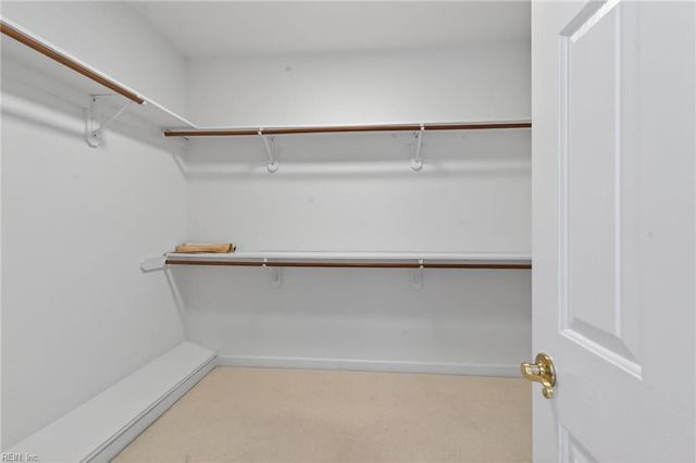 20716 Creekside DR, Smithfield, VA 23430