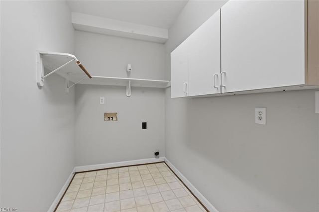 20716 Creekside DR, Smithfield, VA 23430
