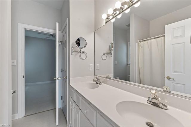 20716 Creekside DR, Smithfield, VA 23430
