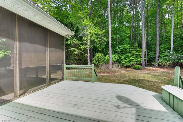 20716 Creekside DR, Smithfield, VA 23430