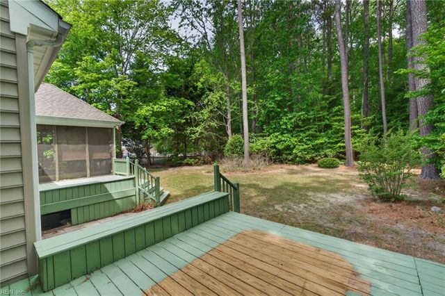 20716 Creekside DR, Smithfield, VA 23430