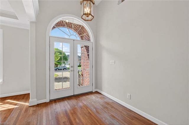 20716 Creekside DR, Smithfield, VA 23430