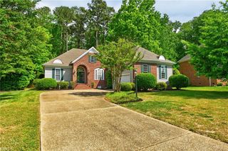 20716 Creekside DR, Smithfield, VA 23430