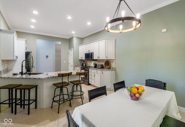 2545 Eisenhower Lane, Terre Haute, IN 47803