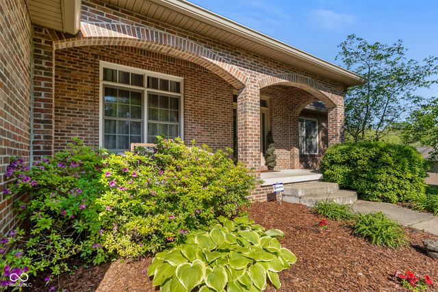 2545 Eisenhower Lane, Terre Haute, IN 47803