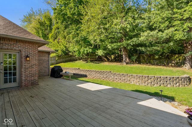 2545 Eisenhower Lane, Terre Haute, IN 47803