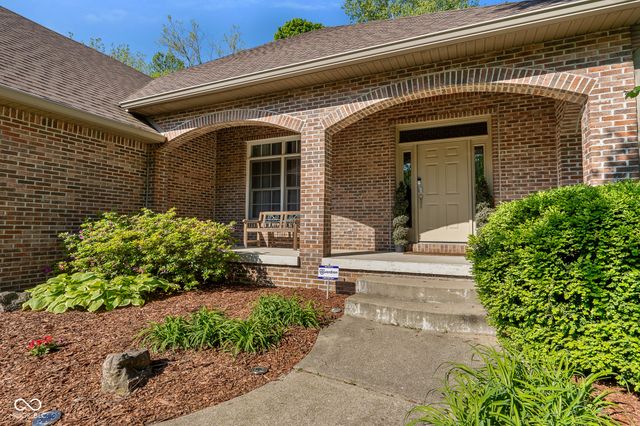 2545 Eisenhower Lane, Terre Haute, IN 47803
