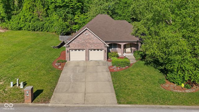 2545 Eisenhower Lane, Terre Haute, IN 47803