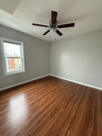 297-301 Flint 3W, Fall River, MA 02723