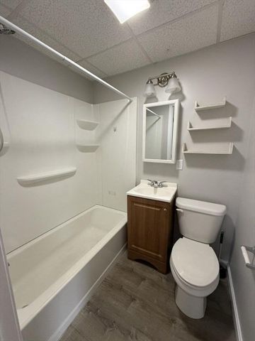 297-301 Flint 3W, Fall River, MA 02723