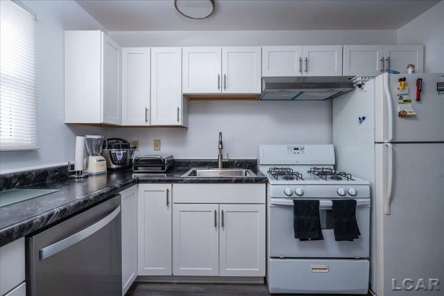 3917 Spielman Road, Adrian Twp, MI 49221