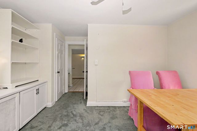 24 Saint Johns Place 4, New Canaan, CT 06840