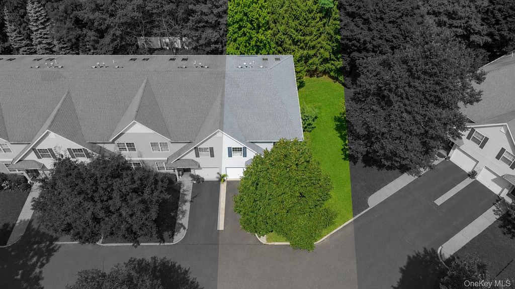 327 Medea Way, Central Islip, NY 11722 — photo 3