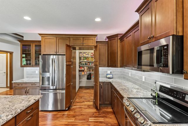 2008 NW Harvest Drive, Grimes, IA 50111