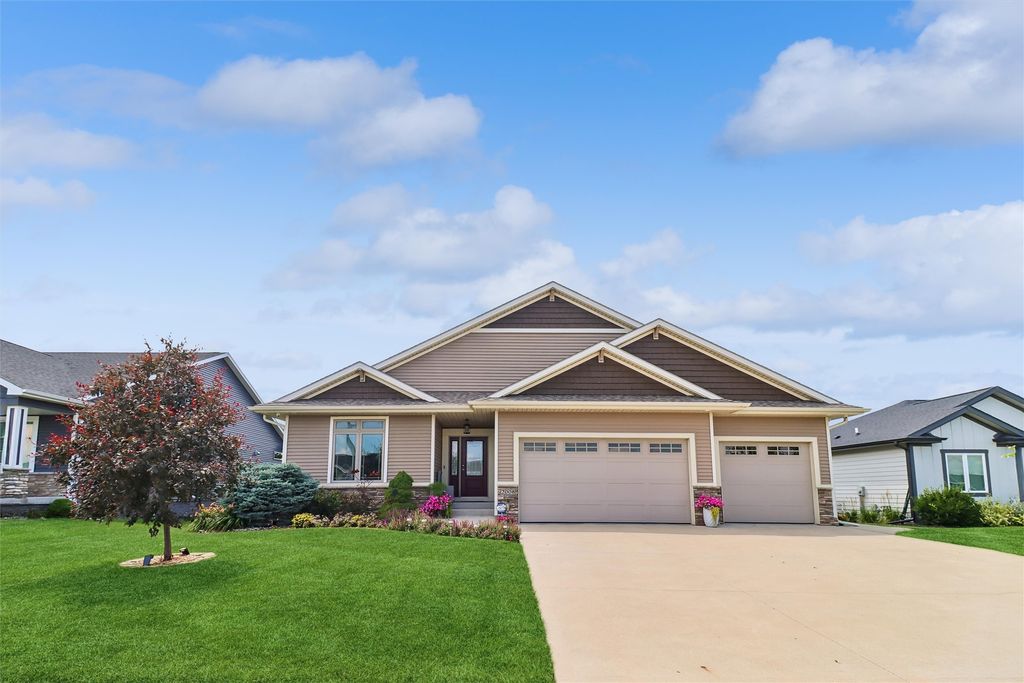 2008 NW Harvest Drive, Grimes, IA 50111