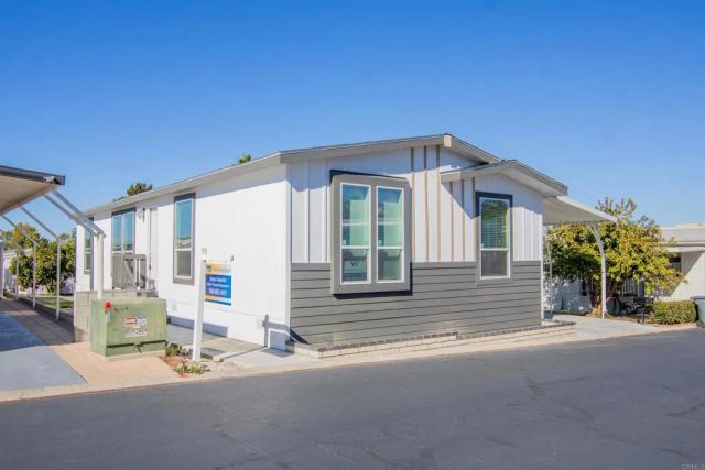 155 Las Flores Dr 39, San Marcos, CA 92069