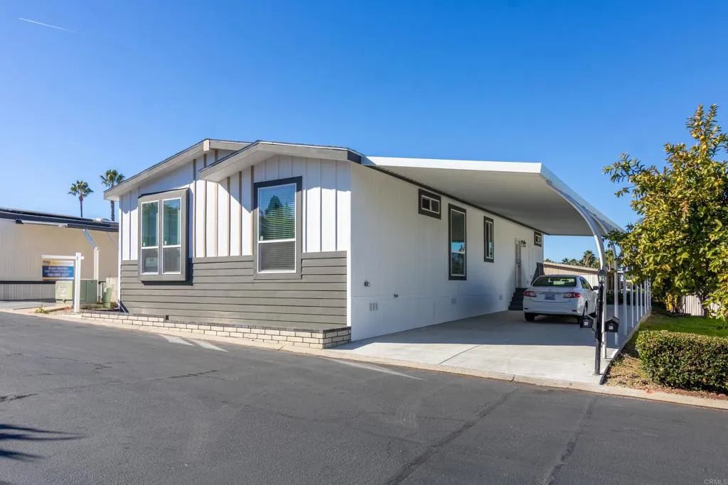 155 Las Flores Dr 39, San Marcos, CA 92069