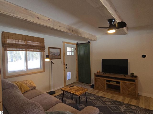 4390 S 37 Road, Cadillac, MI 49601