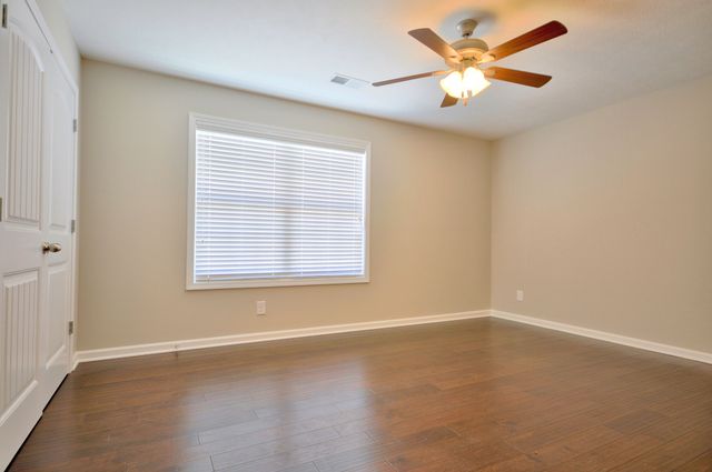 117 Melbourne Dr Apt A, Clarksville, TN 37043