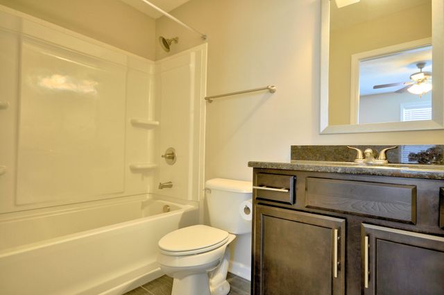 117 Melbourne Dr Apt A, Clarksville, TN 37043