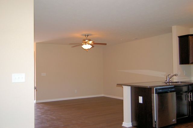 117 Melbourne Dr Apt A, Clarksville, TN 37043