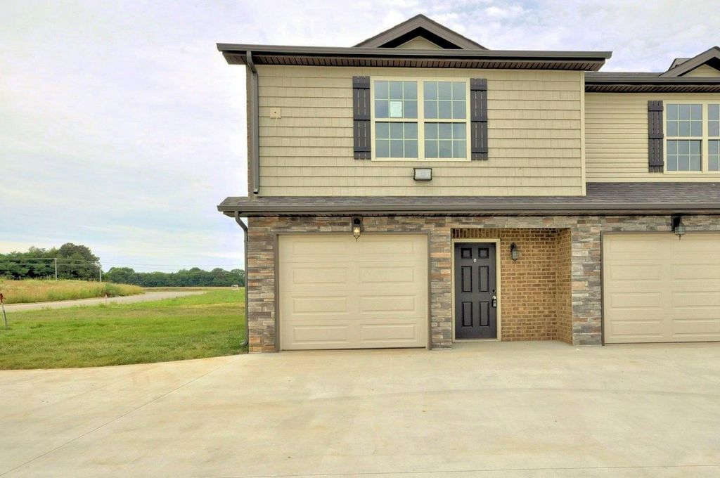 117 Melbourne Dr Apt A, Clarksville, TN 37043