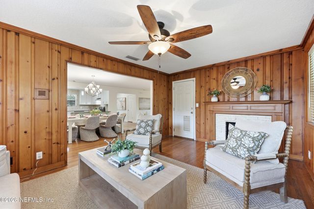 1524 SHIRL Lane, Jacksonville, FL 32207