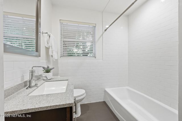 1524 SHIRL Lane, Jacksonville, FL 32207