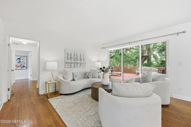 1524 SHIRL Lane, Jacksonville, FL 32207